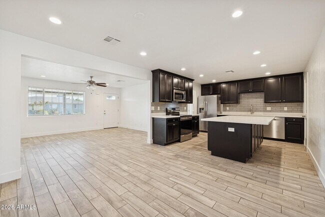 Foto del edificio - 1016 S Siesta Ln