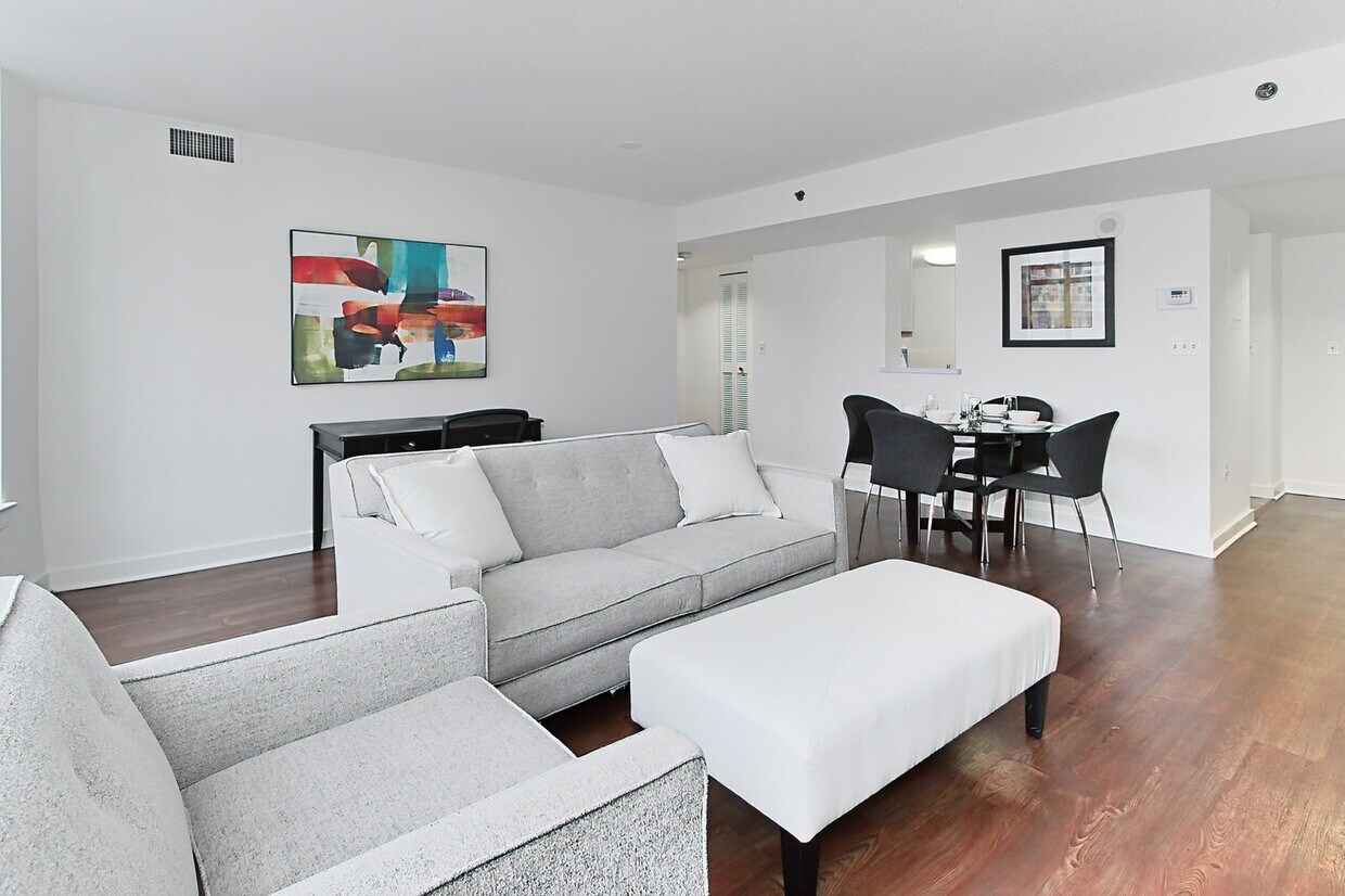 Foto principal - 400 8th St NW