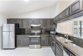 Building Photo - 3088 Inglewood Terrace