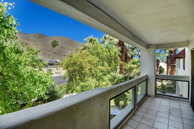 Building Photo - 255 E Avenida Granada