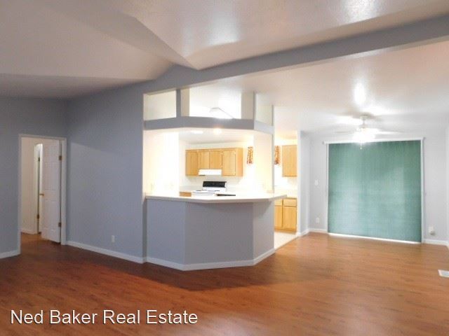 Foto del edificio - 3 br, 2 bath House - 1584 Willow Lake Rd N