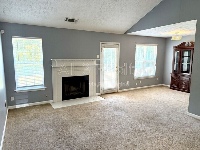 Foto del edificio - 11166 Knotty Pine Pl