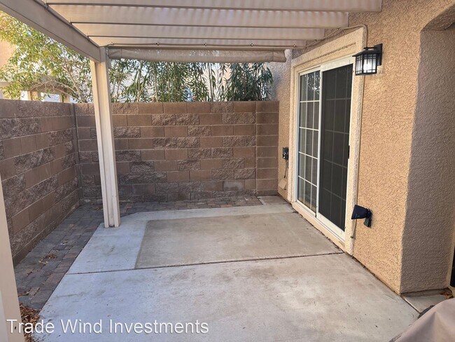 Building Photo - 2 br, 2.5 bath House - 10120  TUMBLING TRE...