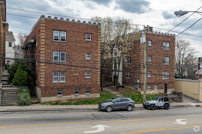 Foto del edificio - 5132-5136 Montgomery Rd