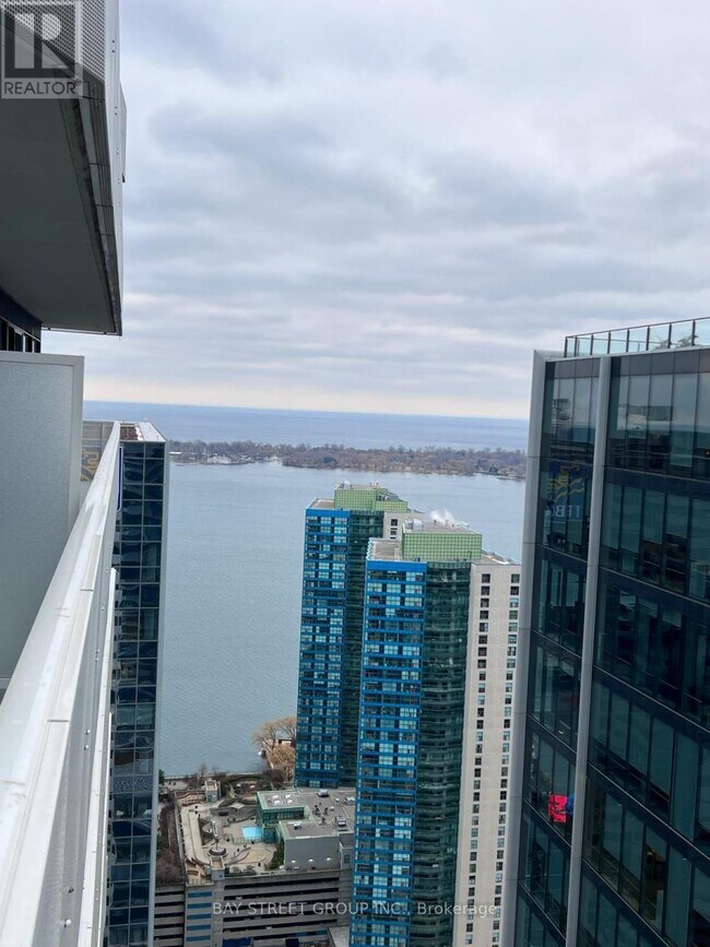 Building Photo - 100 Harbour St
