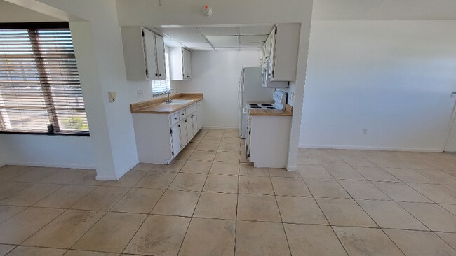 Foto del edificio - 7035 Cedarhurst Dr