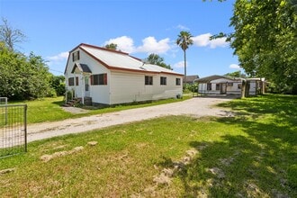 Building Photo - 4820 Palmetto St