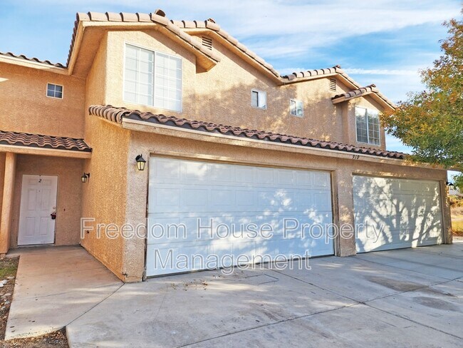 Foto del edificio - 910 Bourbon St