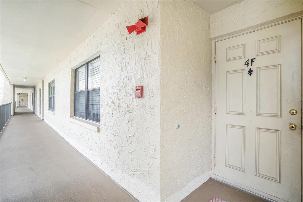 Primary Photo - 2800 Cove Cay Dr