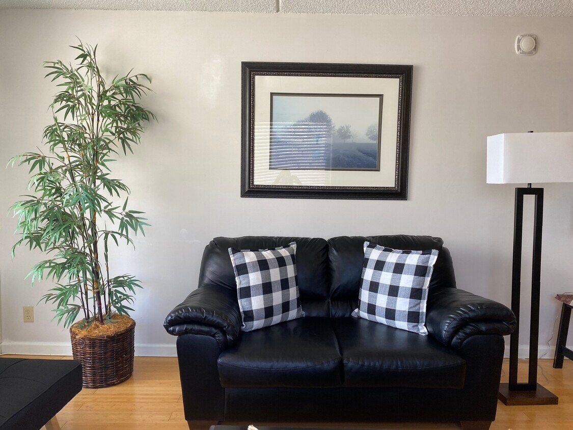 Foto principal - 400 Hobron Ln