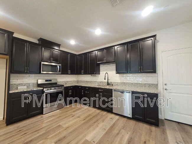 Foto del edificio - 3805 Amelia Rose Way
