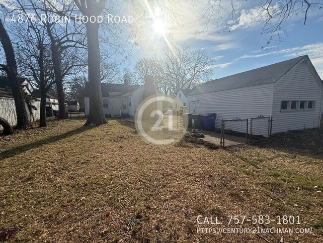 Foto del edificio - 4876 Robin Hood Rd