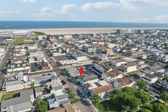 Foto del edificio - 148 E Burk Ave