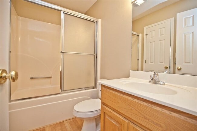 Building Photo - 2196 E Cinnamon Way