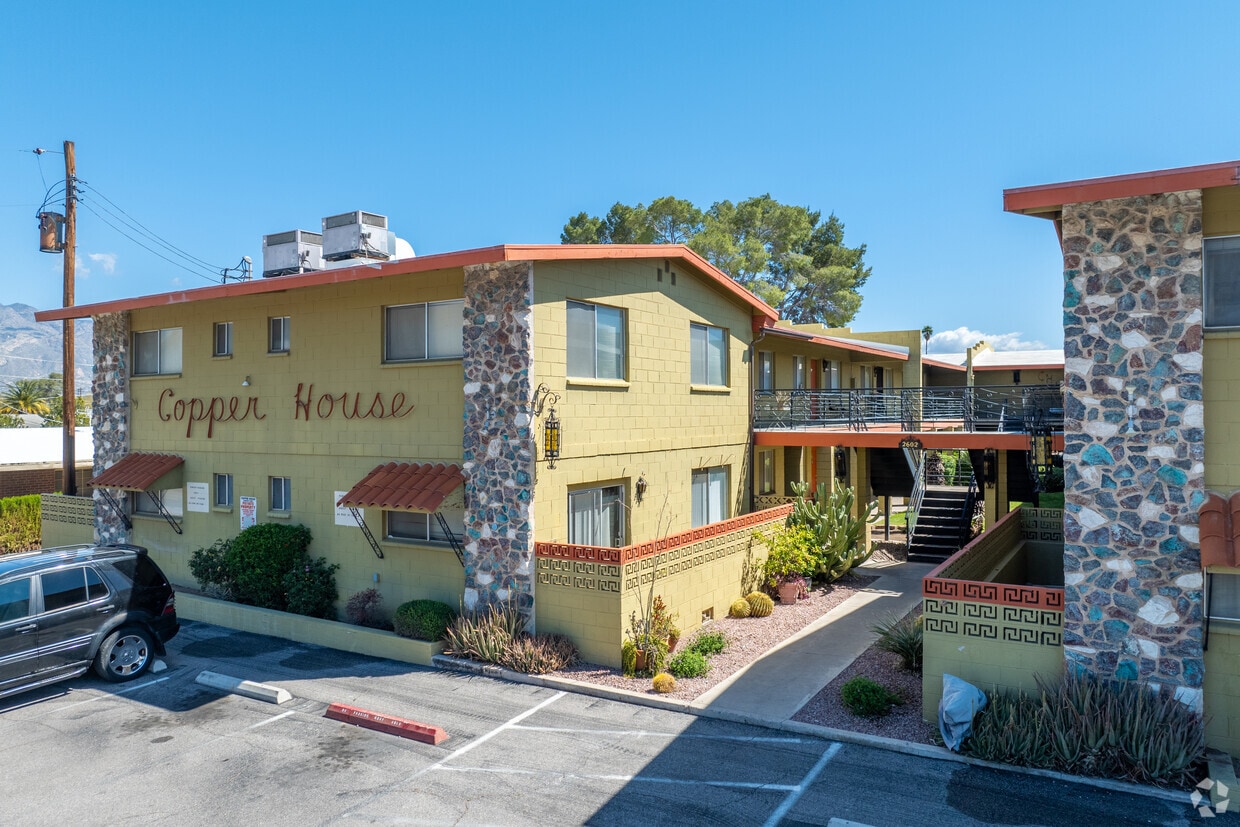 Copper House Apartments - Copper House Apartments