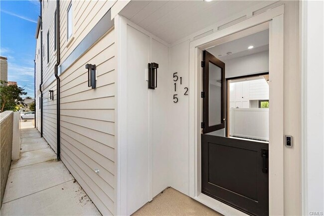 Building Photo - 515 Jasmine Avenue, Newport Beach, CA 9262...