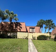 Building Photo - 804 Blue Ridge Cir