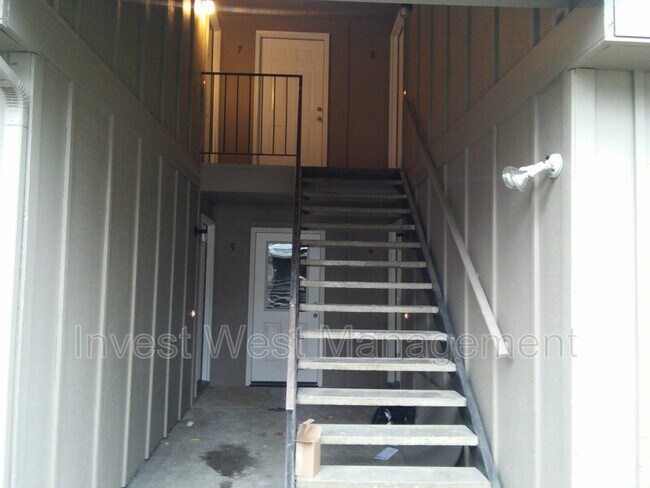 Foto del edificio - 2009 Norris Rd