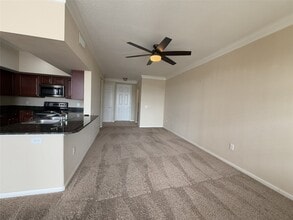 Building Photo - 7575 Kirby Dr