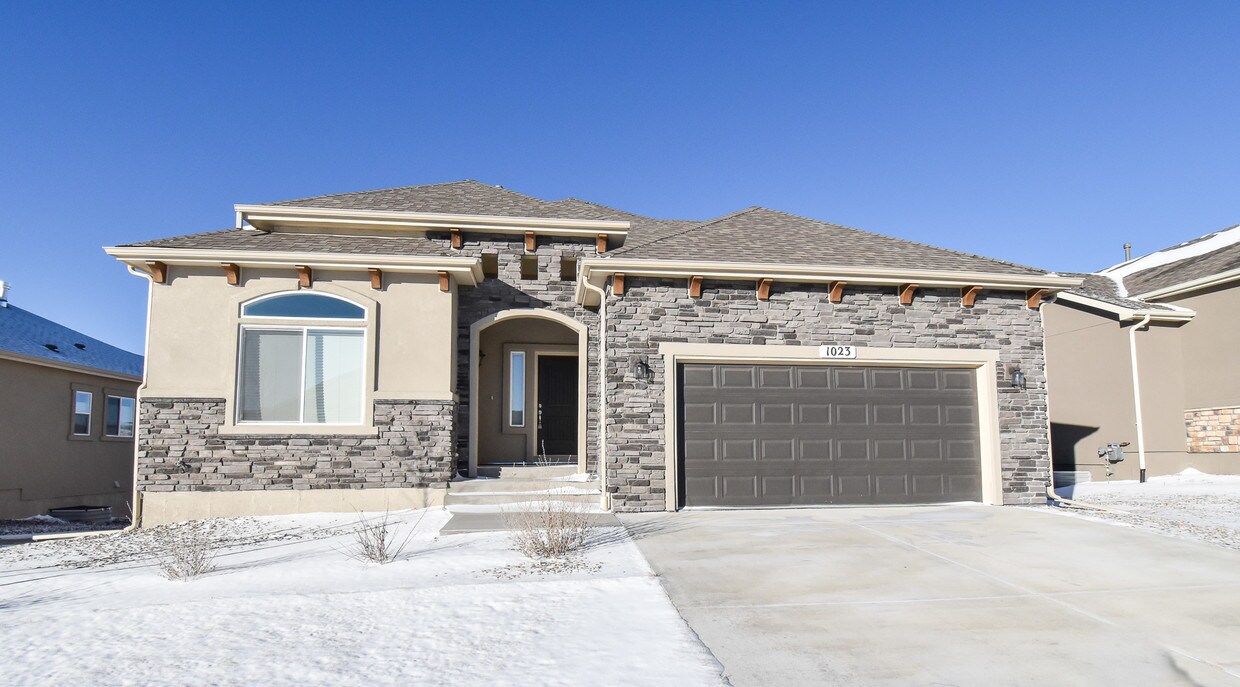 1023 Night Blue Cir, Monument, CO 80132 House for Rent in Monument