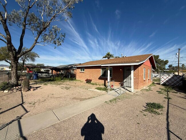 Foto del edificio - 333 E Linden St