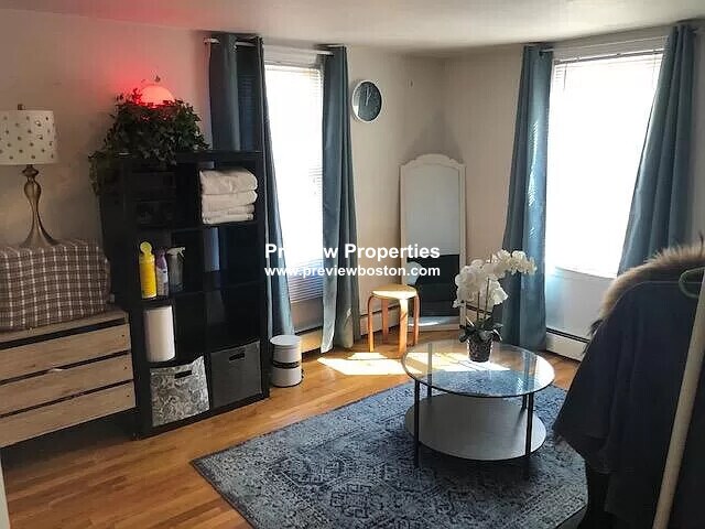 Foto del edificio - 300 Faneuil St