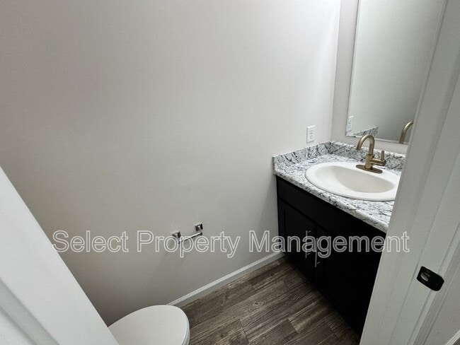 Building Photo - 2239 Rittenhouse Pl
