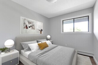 Building Photo - The Standard