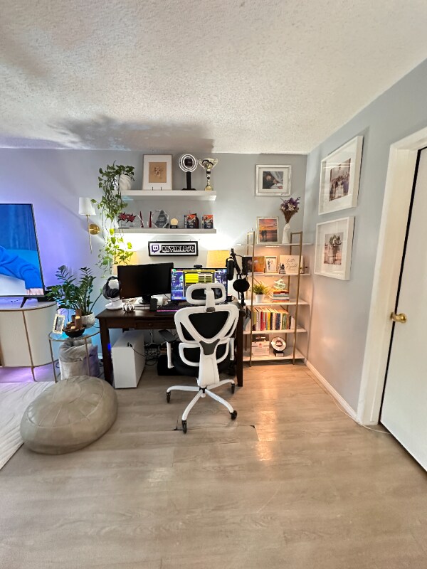 Foto del edificio - 1139 E Ocean Blvd