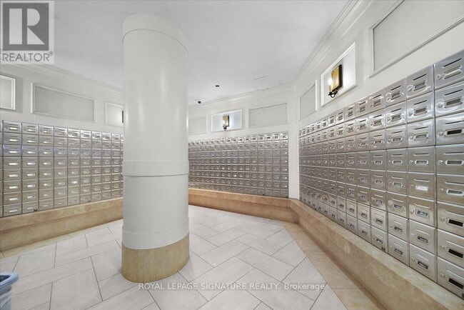 Building Photo - 700 Humberwood Blvd