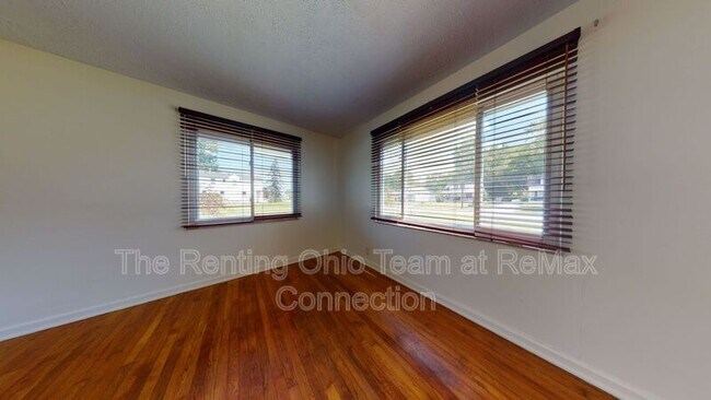 Foto del edificio - 193 Maplewood Ave