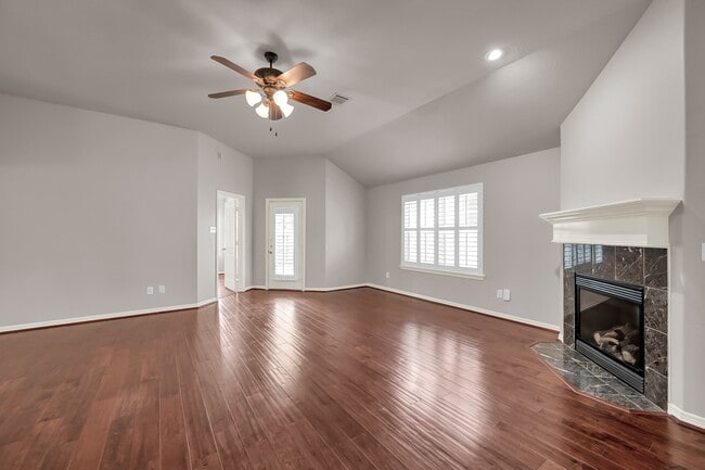 Building Photo - 122 Snug Harbor Dr