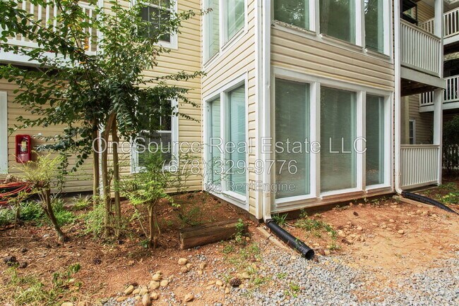 Building Photo - 606 Augusta Dr