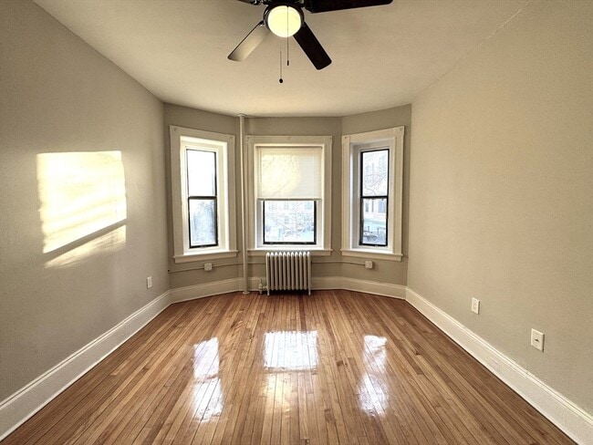 Foto del edificio - 8 Langmaid Ave