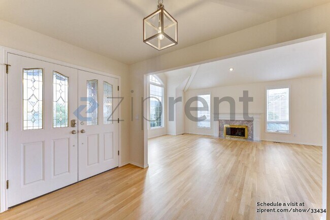 Foto del edificio - 5408 21st Ave Ct NE