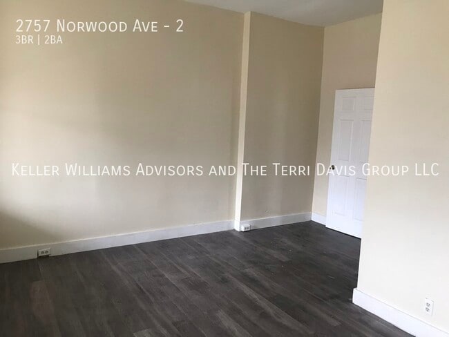 Foto del edificio - 2757 Norwood Ave