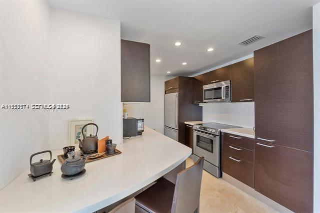 Foto del edificio - 1985 S Ocean Dr