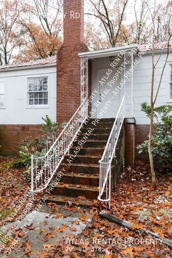 Foto del edificio - 220 Ridgeway Rd