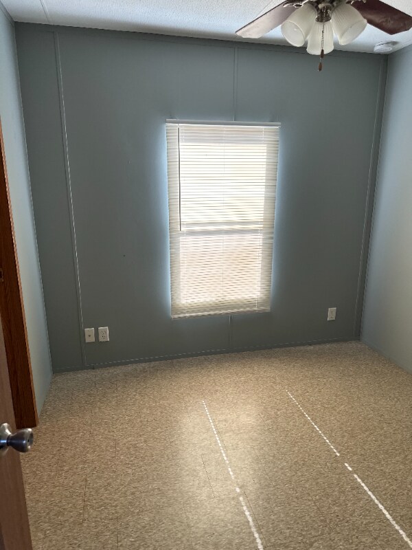 Building Photo - 5633 Red Hawk Cir