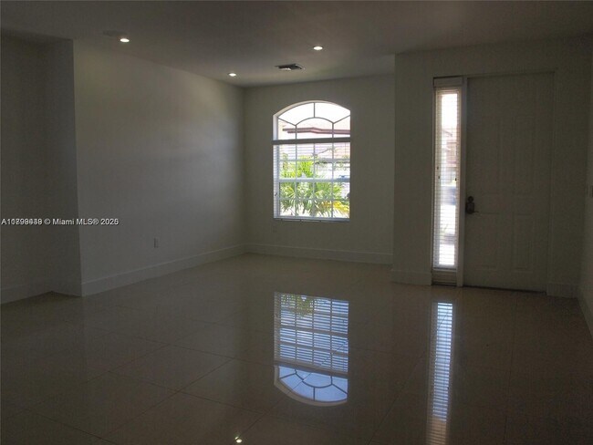 Foto del edificio - 15520 SW 11th Terrace