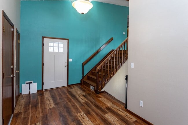 Photo - 7673 Safari Circle House