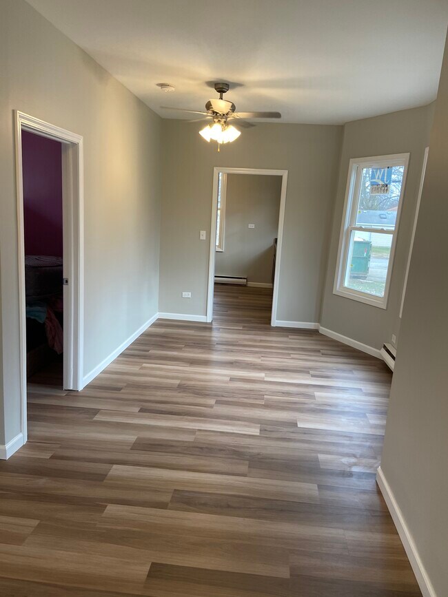 3019 Elisha Ave Unit 1, Zion, IL 60099 Apartments in Zion, IL