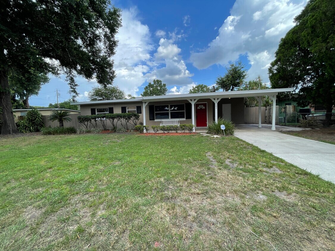 3102 Lake Margaret Dr, Orlando, FL 32806 House Rental in Orlando, FL