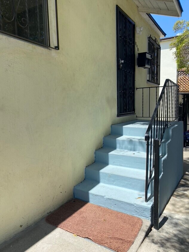 Front entrance - 840 S 31st St