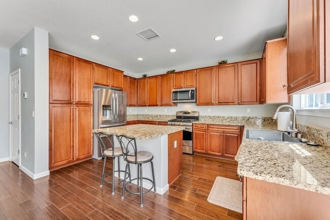 Building Photo - Fully Furnished Modern Home Includes Utilities for Lease