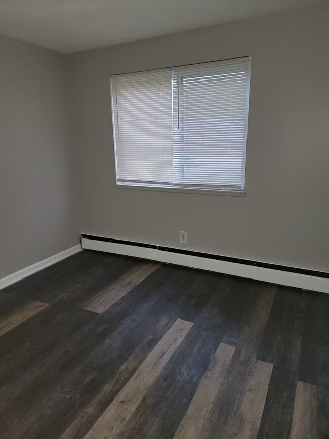 Foto del edificio - 1817 Garfield Rd