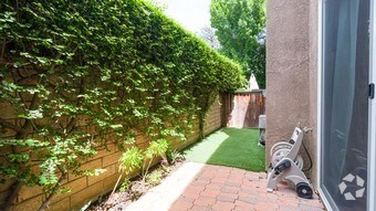 Foto principal - 14526 Weddington St