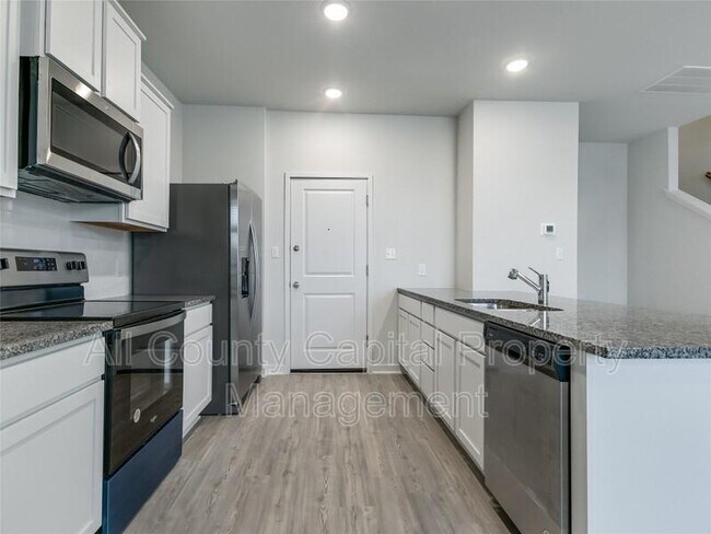 Foto del edificio - 605 W South St