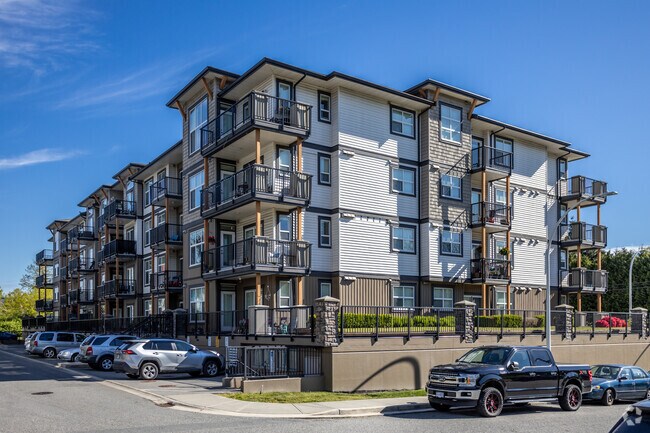 Photo du bâtiment - 5477 200 Street