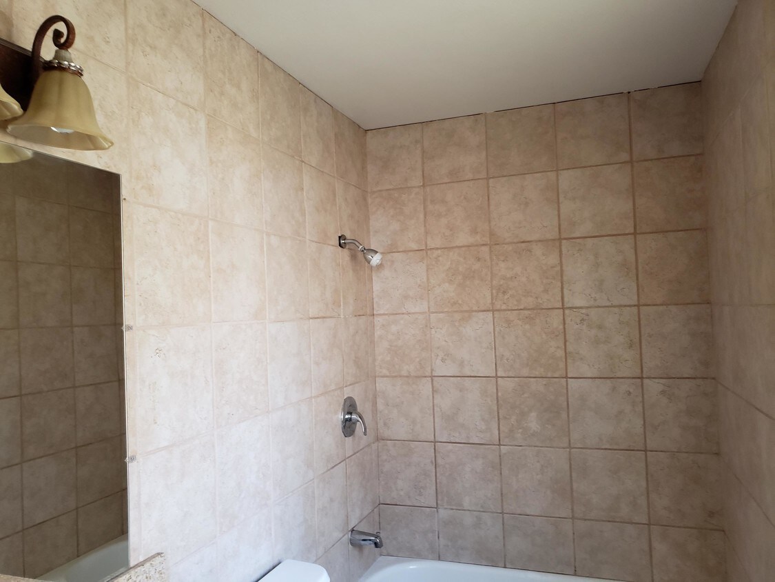 Building Photo - 5011 Knight Way